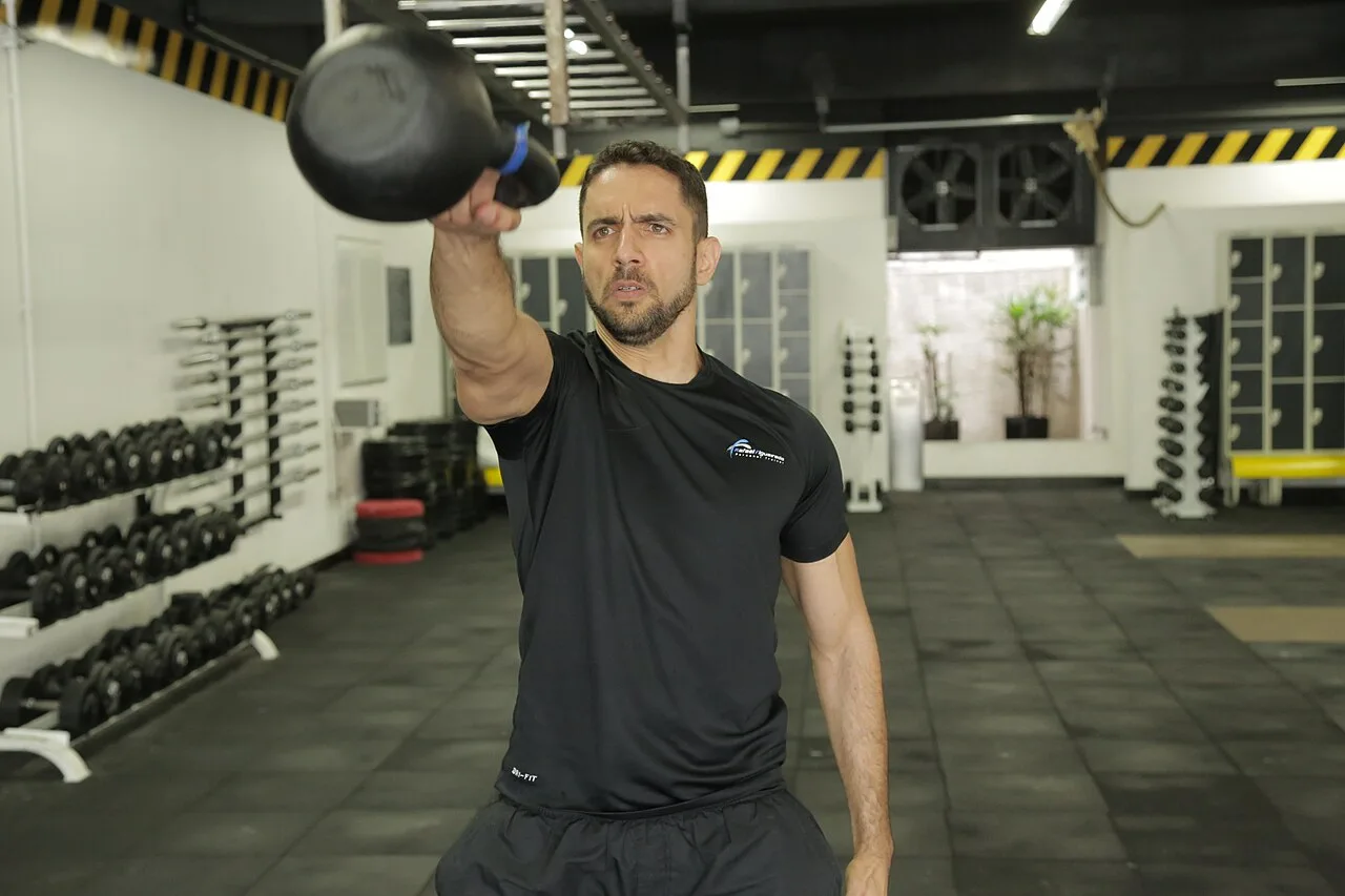 Relógios inteligentes, treino para idosos e saúde mental lideram as apostas fitness para 2026