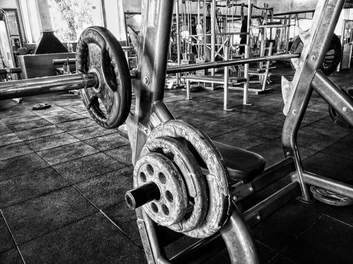 Rest-pause: como funciona o método de pausas curtas que intensifica a musculação