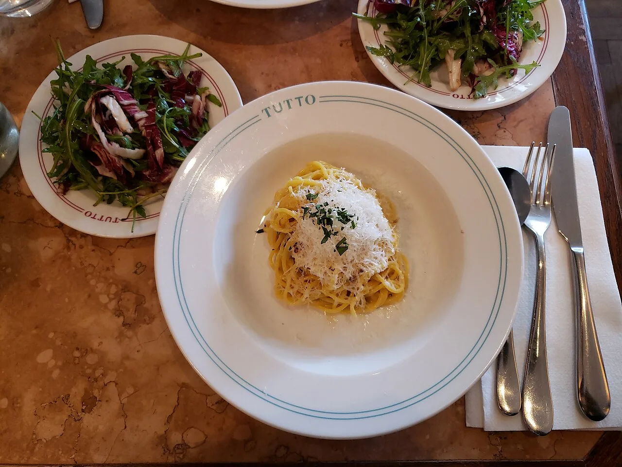 Restaurante Lucca serve cozinha italiana no complexo Brasil 21, no Setor Hoteleiro Sul