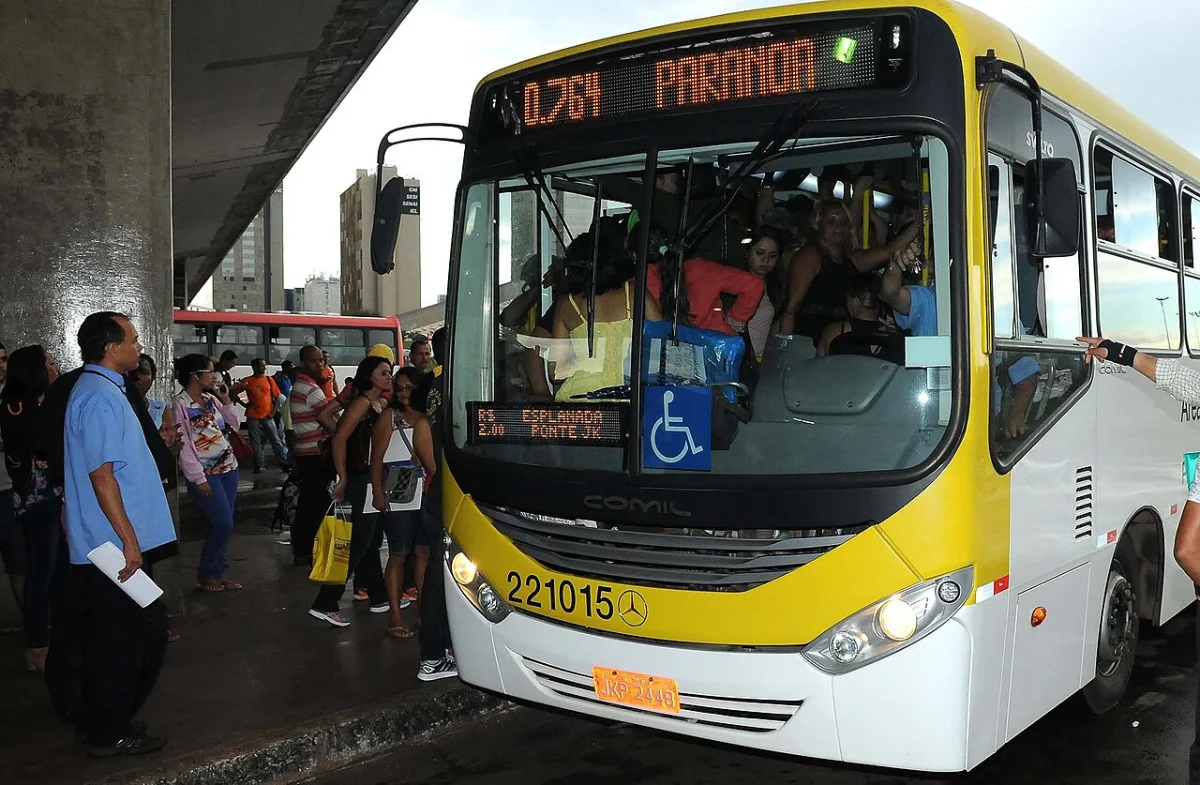 Rodoviários rejeitam proposta de 6% e mantêm greve de ônibus no DF a partir desta segunda (28/9)