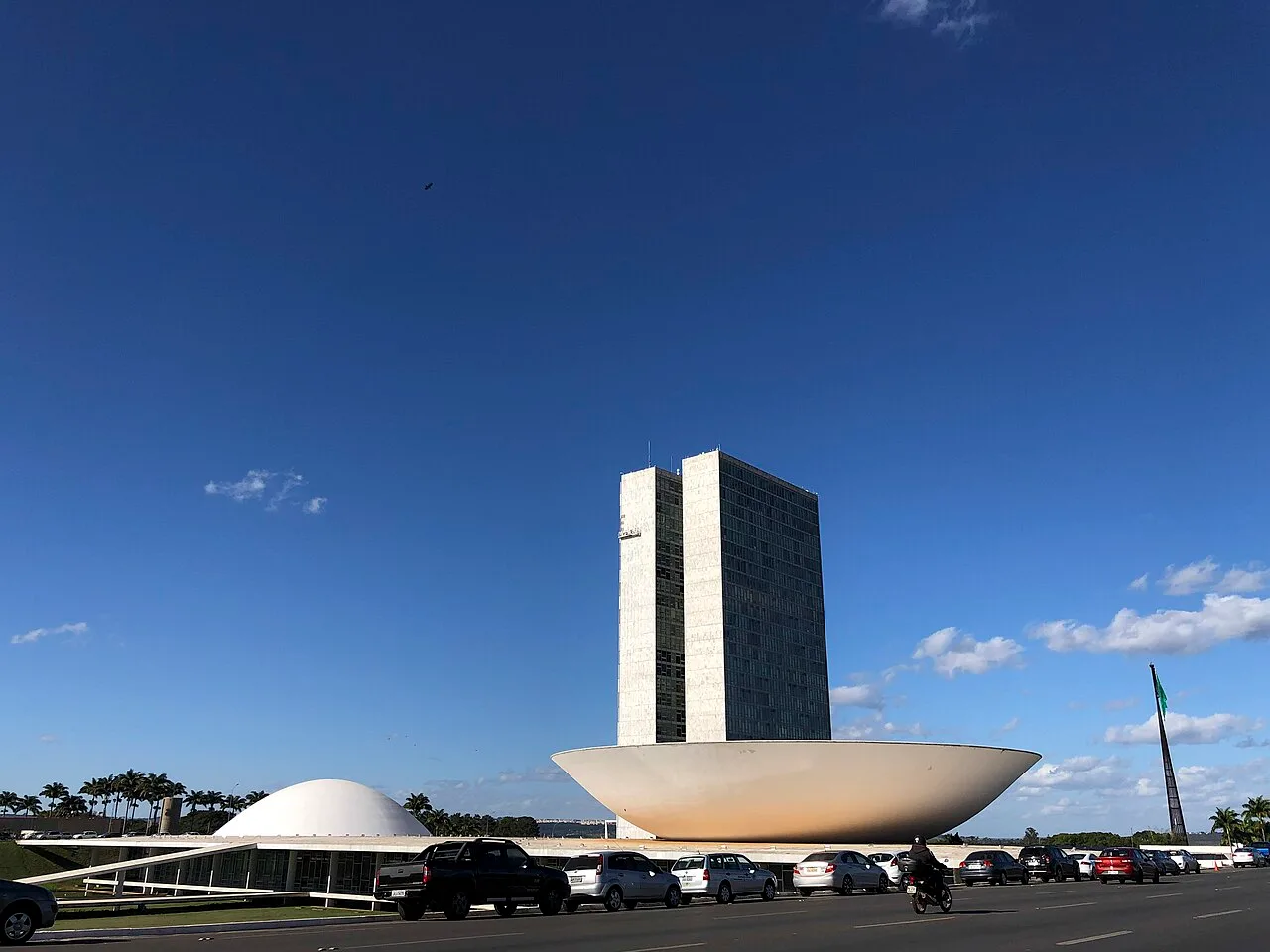 Ronaldo Fonseca desiste da disputa ao Senado pelo DF e declara apoio a Bia Kicis e Michelle