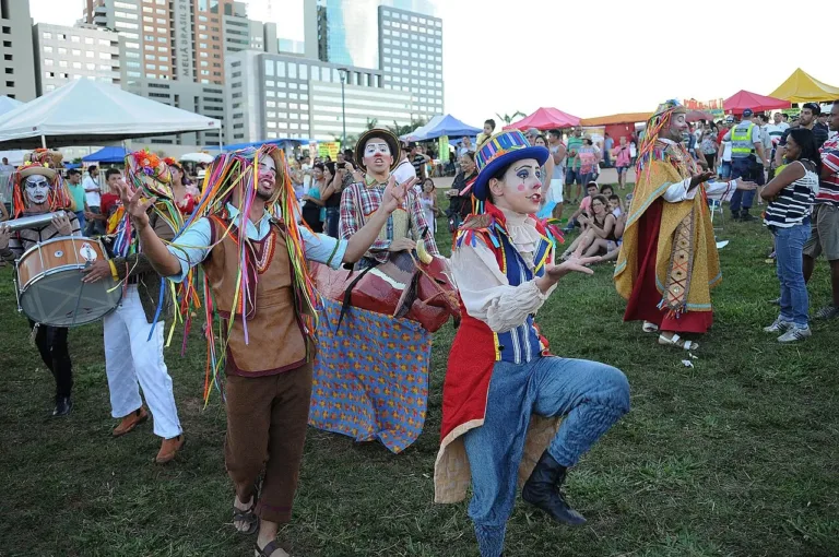 Teatro Sesc Garagem, na 913 Sul, é antiga garagem que virou palco da cultura brasiliense