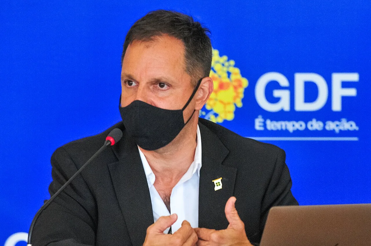 Vacina bivalente contra a covid-19 é ampliada para todos os adultos no DF