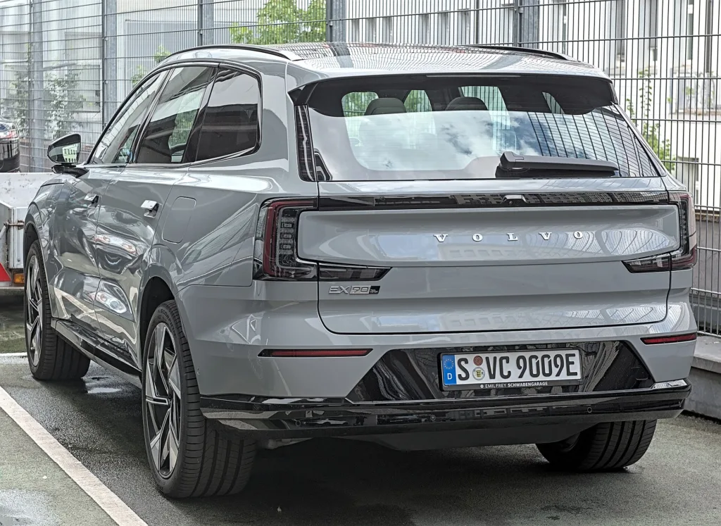 Volvo EX90