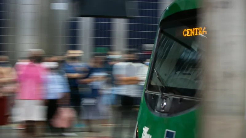 Metrô-DF funciona com horário estendido no feriado de Nossa Senhora Aparecida