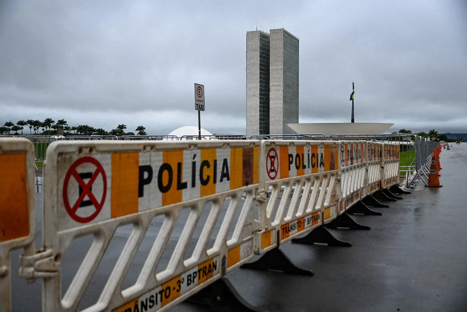 Esplanada dos Ministérios será fechada no domingo de eleição, por precaução, diz secretário