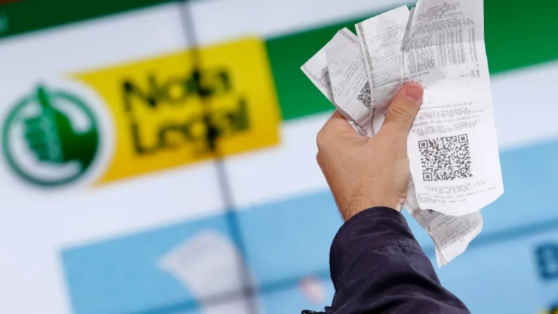 Nota Legal: secretário de Economia diz que beneficiários receberão pagamentos até o fim do ano