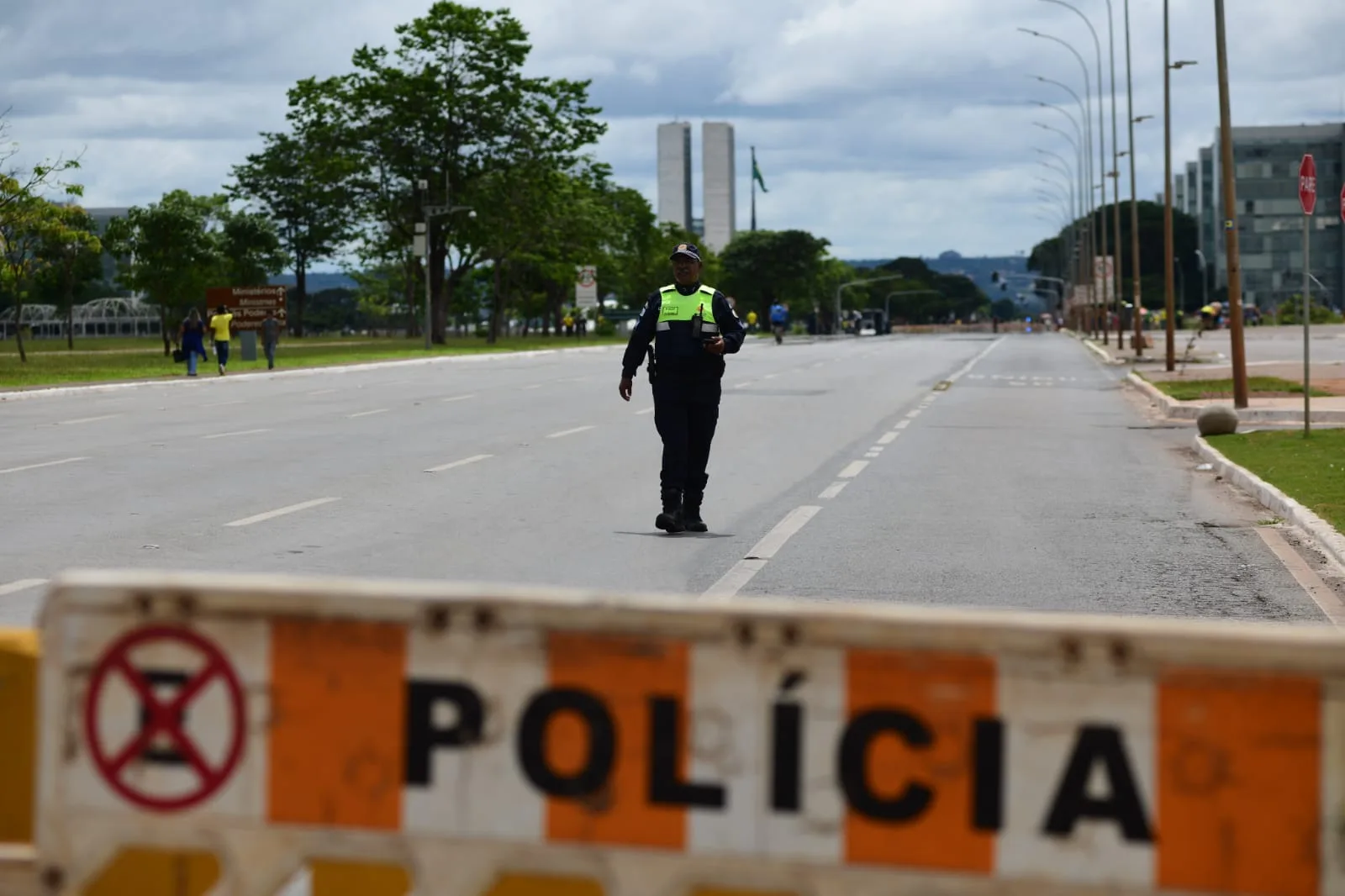 Esplanada tem trânsito bloqueado antes da Catedral no dia do 2º turno; veja o esquema de segurança