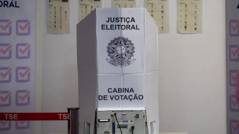Quase 90 mil eleitores anularam voto para governador do DF; o número mais digitado foi 00