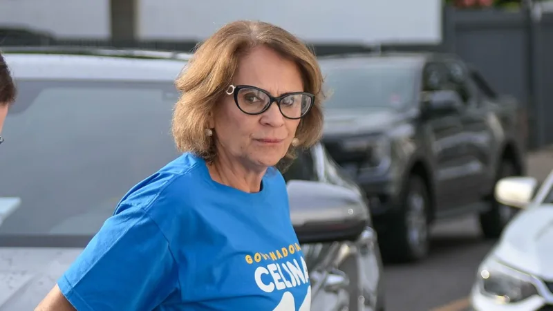 Senadora Damares diz que é hora de “enxugar as lágrimas e trabalhar” após derrota de Flávio Bolsonaro