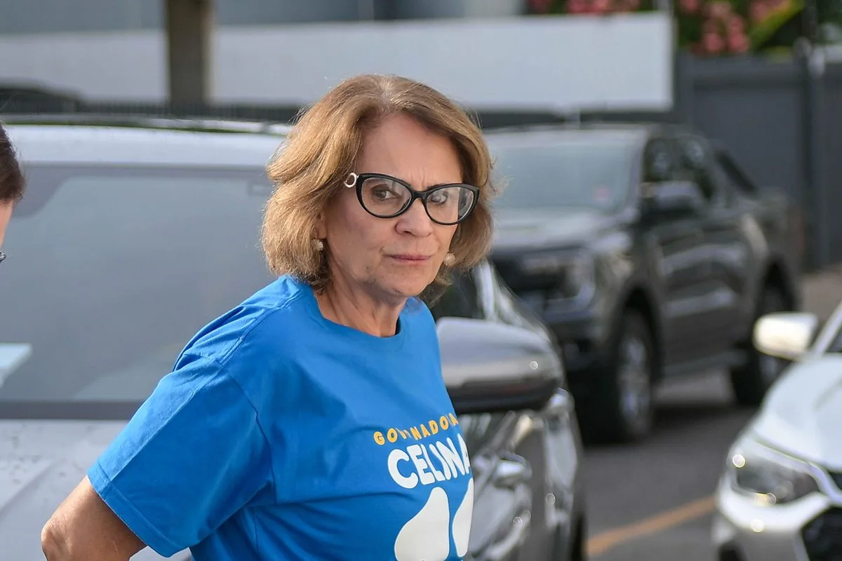 Senadora Damares diz que é hora de “enxugar as lágrimas e trabalhar” após derrota de Flávio Bolsonaro