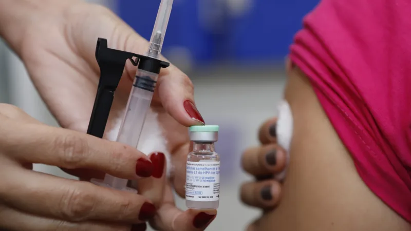 Rede pública de saúde do DF oferece teste molecular para prevenir o câncer de colo de útero