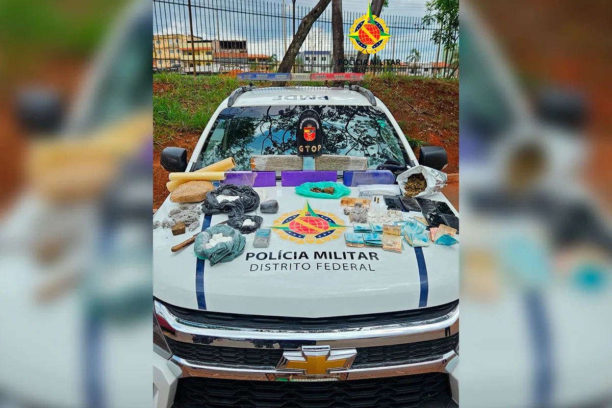 PM prende quatro, entre eles um cubano, com maconha, skunk, cocaína e munição em Samambaia