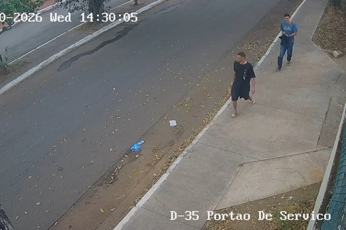 Câmera flagra dupla antes de tentar assaltar policial civil que estava com a filha de 10 anos em Taguatinga