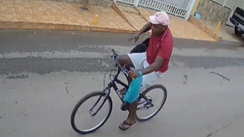Adolescente de 15 anos é assaltada a caminho da escola em São Sebastião; câmeras flagraram o crime