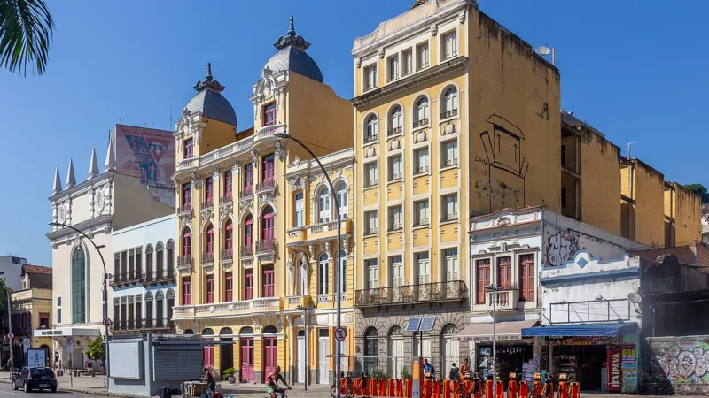 Picadinho carioca: carne em cubos, arroz e farofa na Lapa