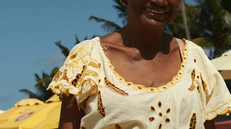 Acarajé baiano: o bolinho de dendê e o ofício das baianas