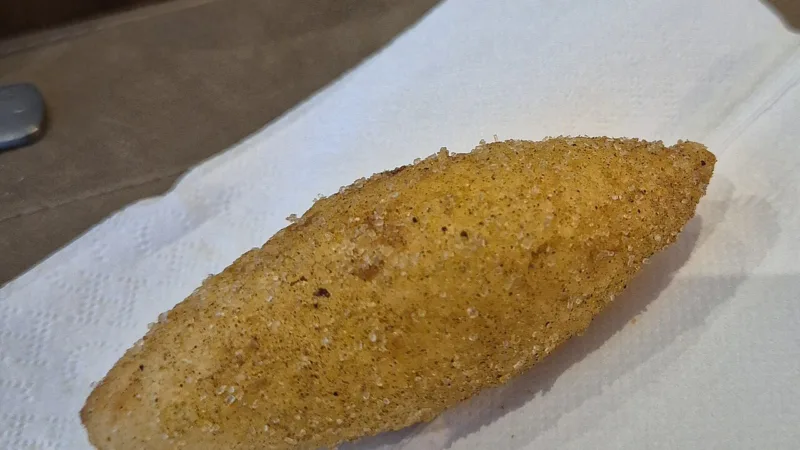 Bolinho de estudante: o doce de tapioca dos tabuleiros de Salvador