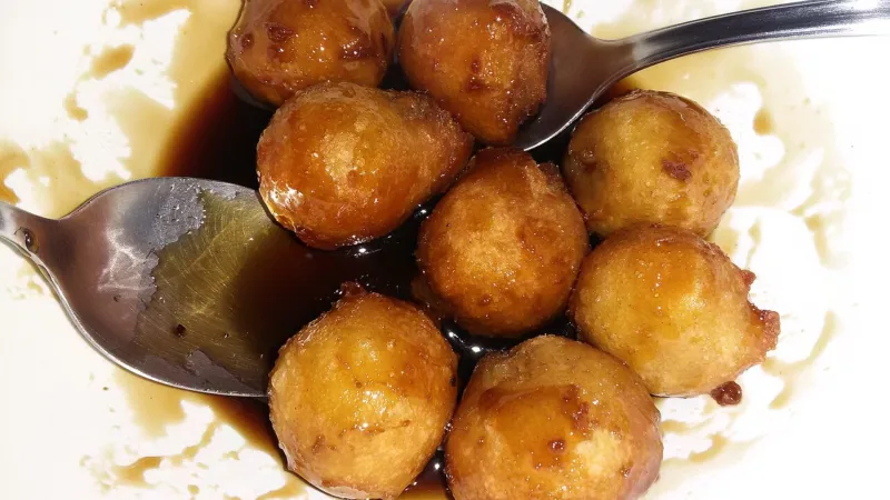 Filhós: a massa frita portuguesa na doçaria do açúcar de Pernambuco