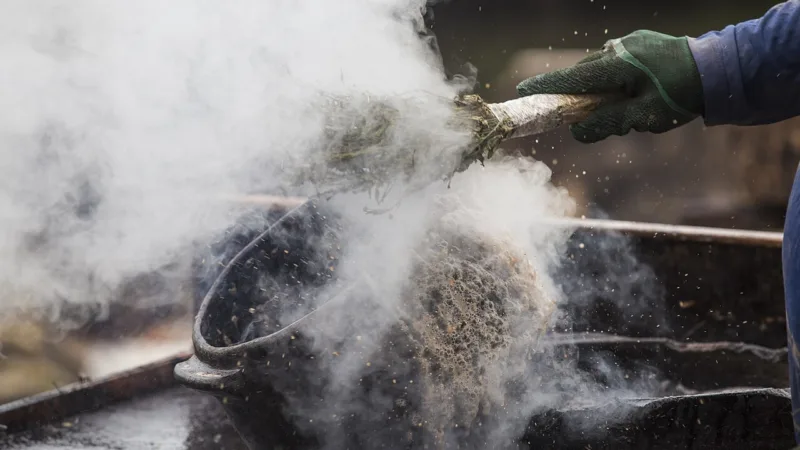 Panela de barro de Goiabeiras: o ofício que faz a moqueca capixaba
