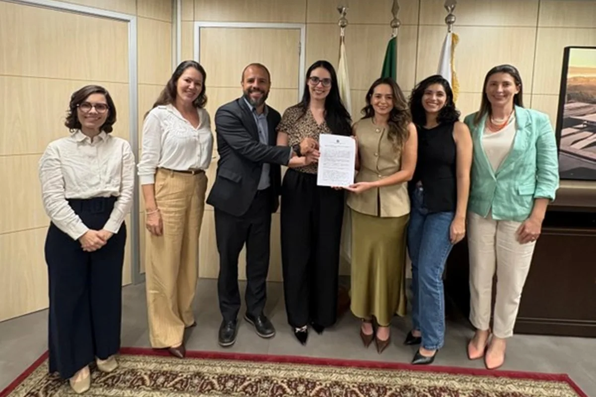 Campanhas de Celina e Grass firmam compromisso por reta final respeitosa no segundo turno
