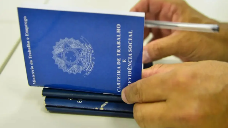 Agências do Trabalhador do DF encerram a semana com 1,2 mil vagas de emprego
