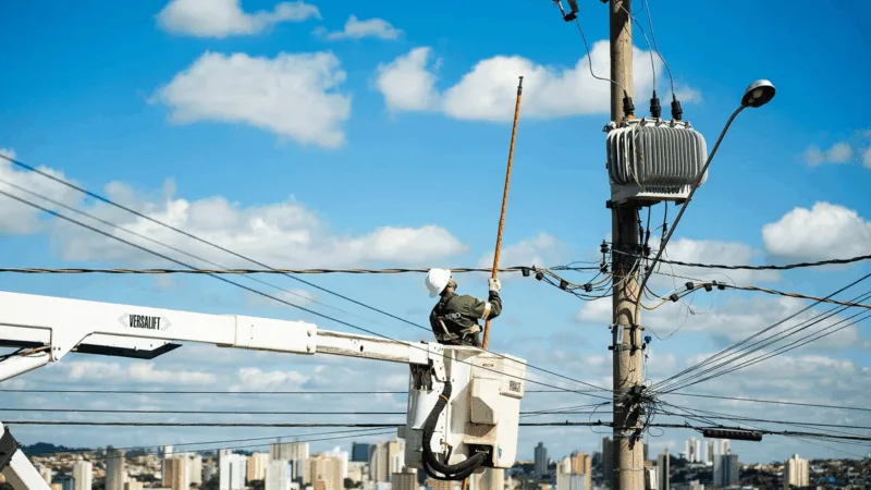 Áreas de Planaltina e Lago Sul ficam sem energia nesta quinta-feira (1º/10)