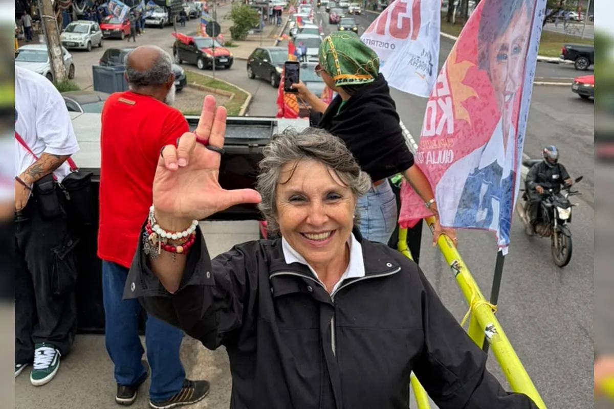 Na véspera da eleição, Erika Kokay diz que a democracia precisa ser defendida