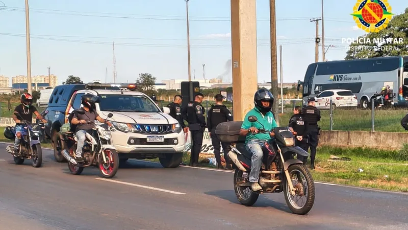PM prende homem de 42 anos suspeito de feminicídio em Ceilândia; ele se jogou de passarela na fuga