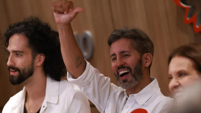 PSB oficializa apoio a Leandro Grass no 2º turno, e candidato promete incorporar propostas de Cappelli