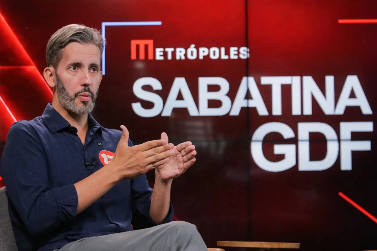 Grass diz que está aberto ao apoio de Arruda, mas nega negociar cargos