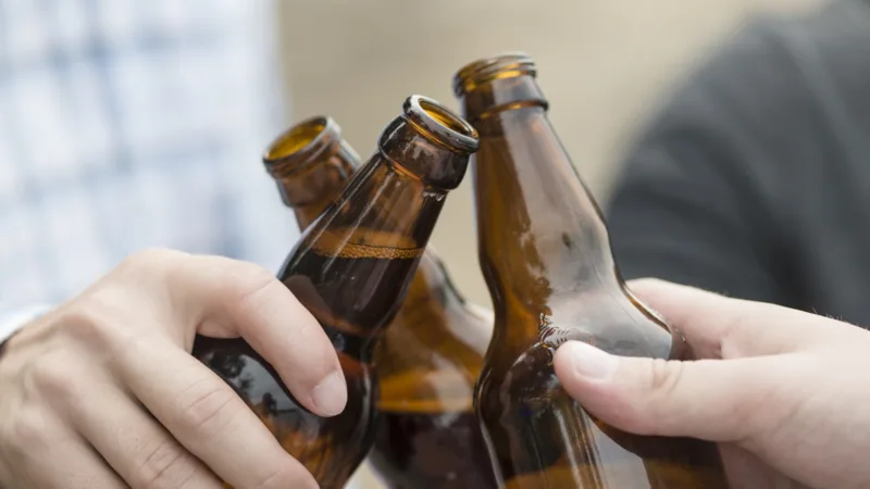 Pode beber e votar no 2º turno? Veja o que vale no DF