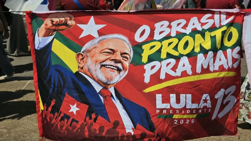 Apoiadores de Lula fazem “ato da virada” na Esplanada antes do segundo turno