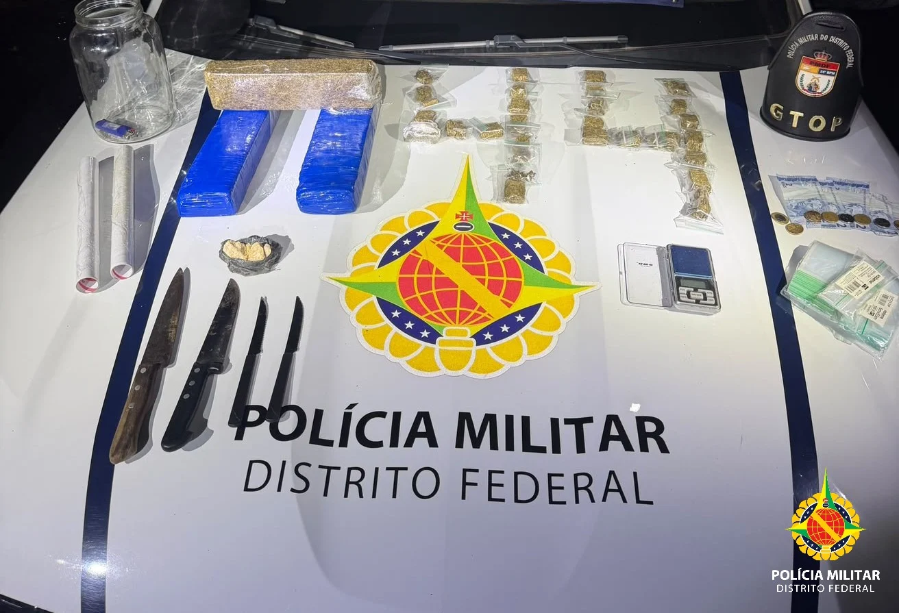 PMDF prende homem por tráfico e apreende drogas, balança e facas no Varjão
