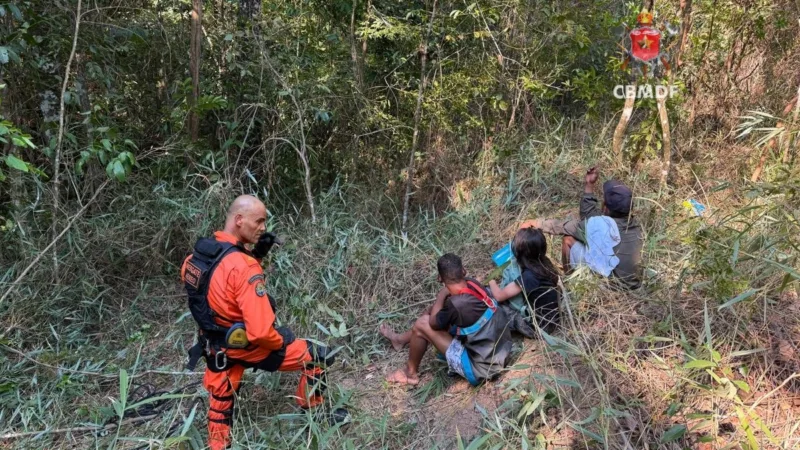 Três pessoas são resgatadas em trilha no Grande Colorado, em Sobradinho