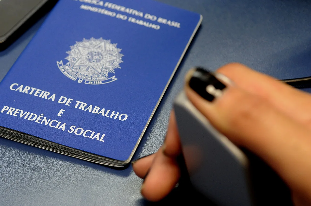 Agências do Trabalhador têm 1.866 vagas de emprego nesta terça (27)