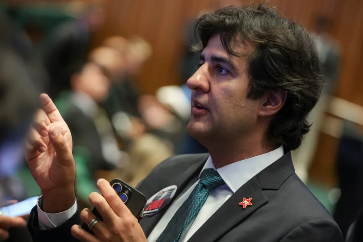 Gabriel Magno (PT) é reeleito deputado distrital com 42.331 votos